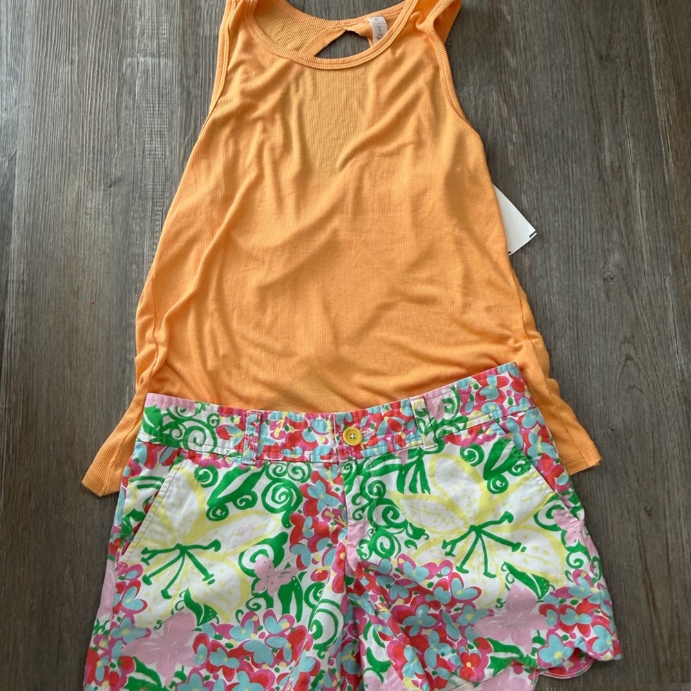 Free top - Lily Pulitzer short summer pants size 2